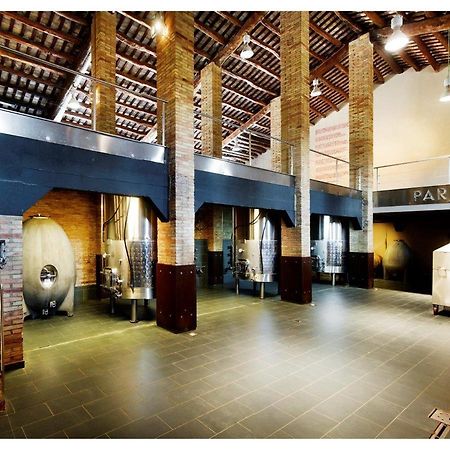 Sant Pere de Riudebitlles Masia Can Comas מראה חיצוני תמונה